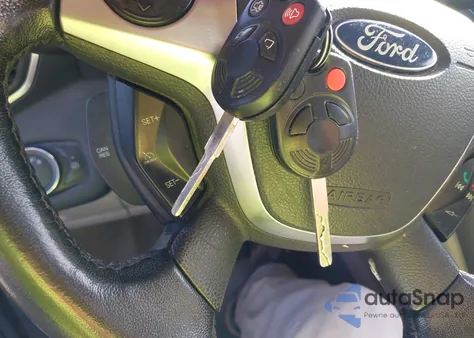 2013 Ford C-Max Hybrid Se из США, поврежденный, VIN 1FADP5AU7DL500436